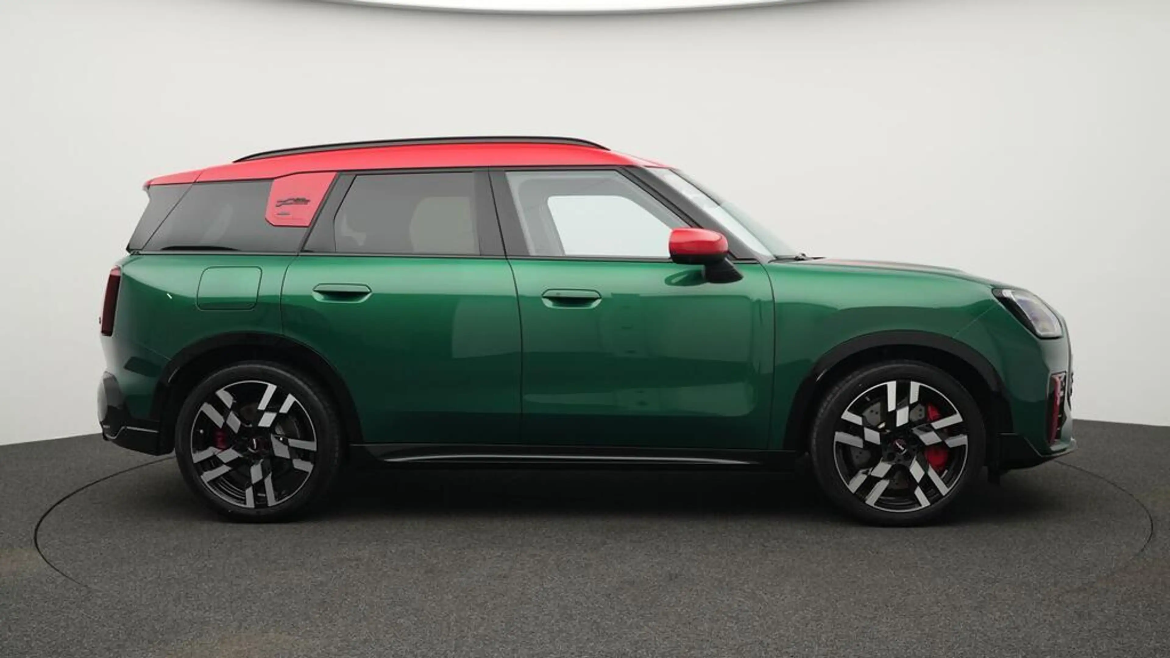MINI JCW Countryman All4 John Cooper Works Trim — photo 2