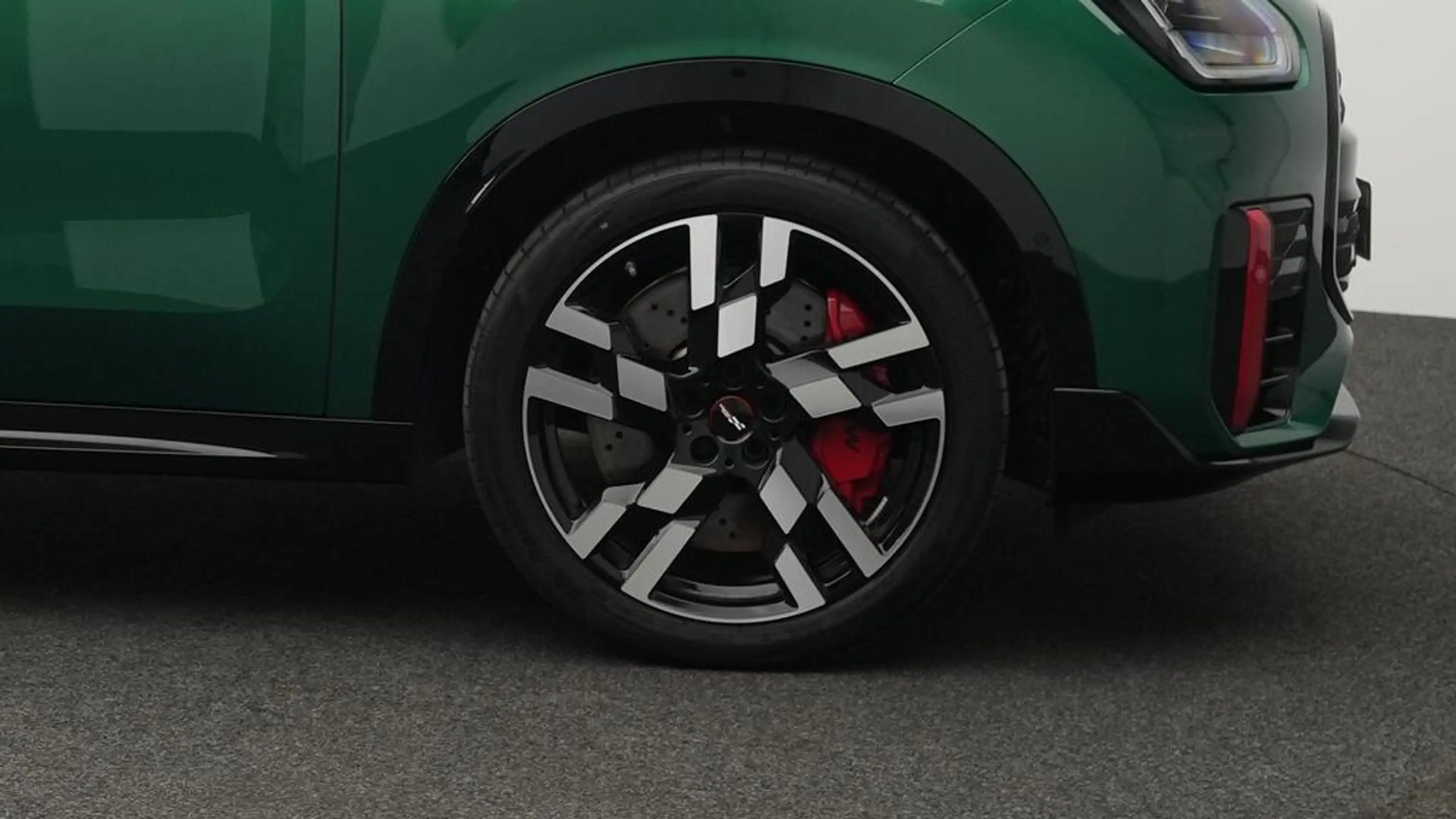 MINI JCW Countryman All4 John Cooper Works Trim — photo 12