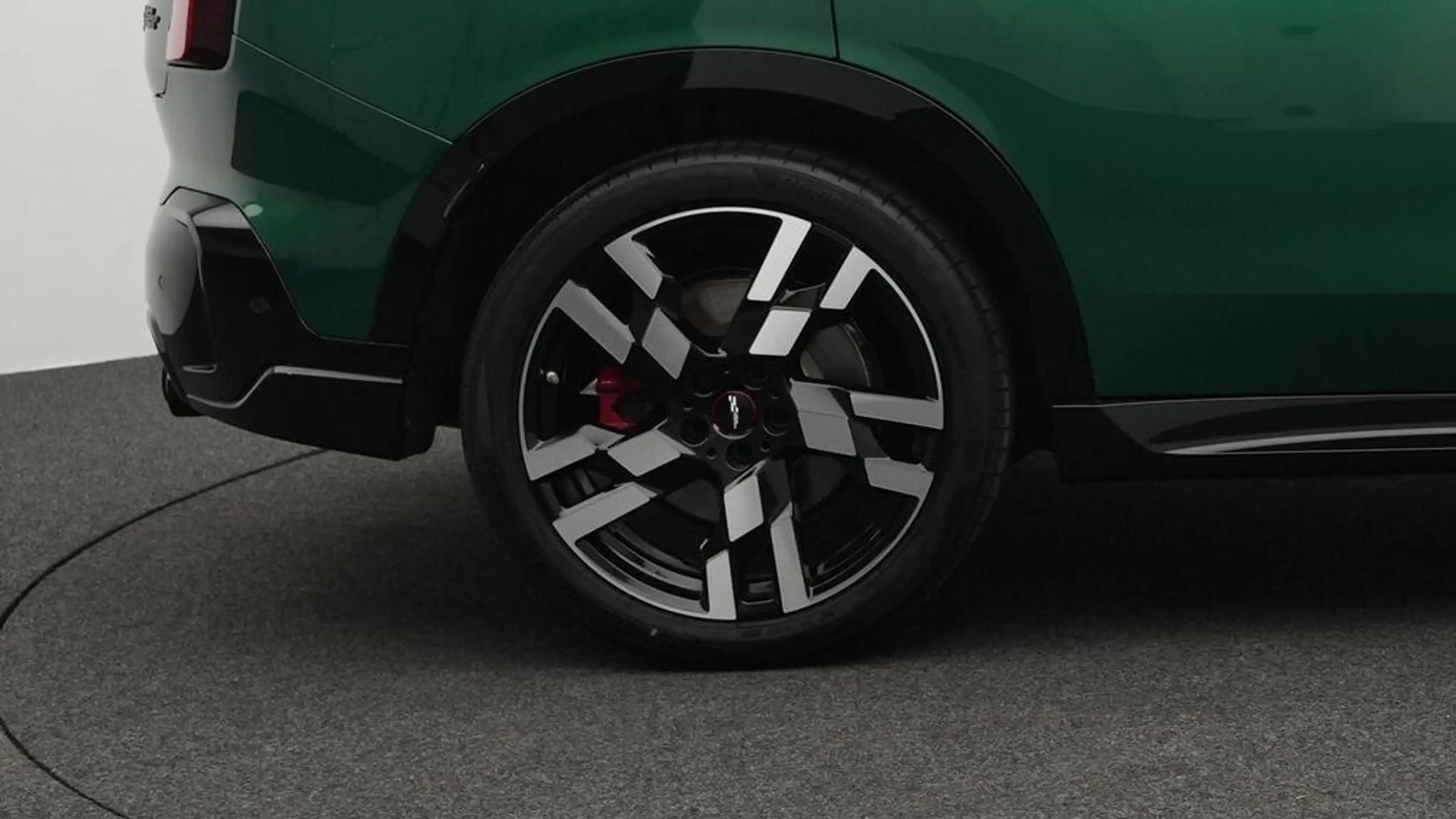 MINI JCW Countryman All4 John Cooper Works Trim — photo 11