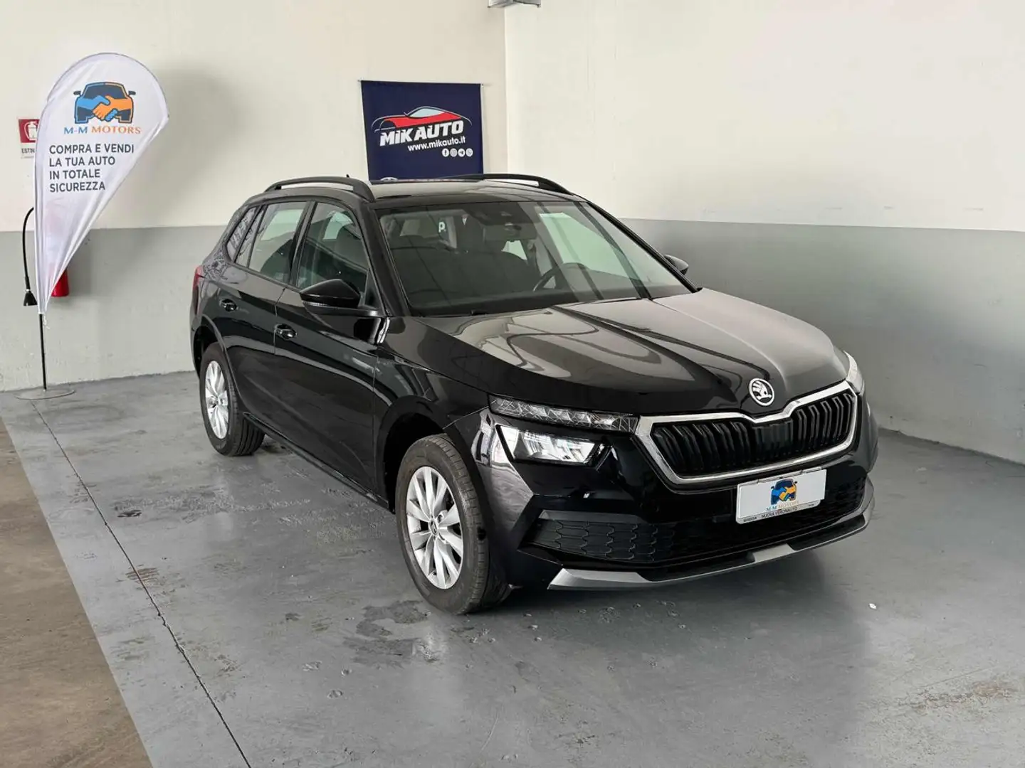 Skoda Kamiq 1.0 TSI 110 CV DSG Ambition Negro - 2