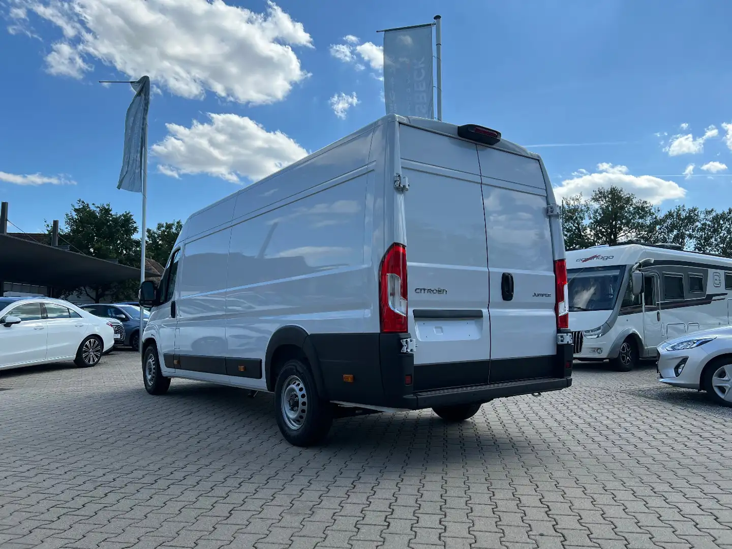 Citroen Jumper L4H2 35 2.2 BlueHDi FAP 180 3.5t Heavy Weiß - 2