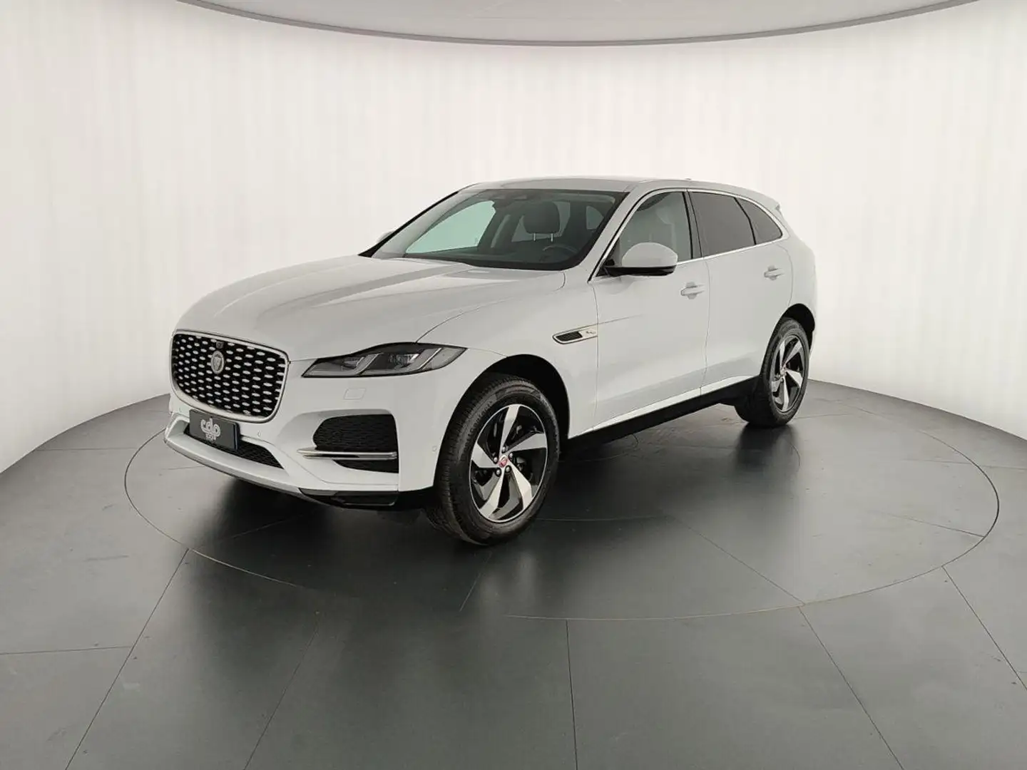 Jaguar F-Pace F-Pace 2.0 D 204 CV AWD aut. SE Bianco - 2
