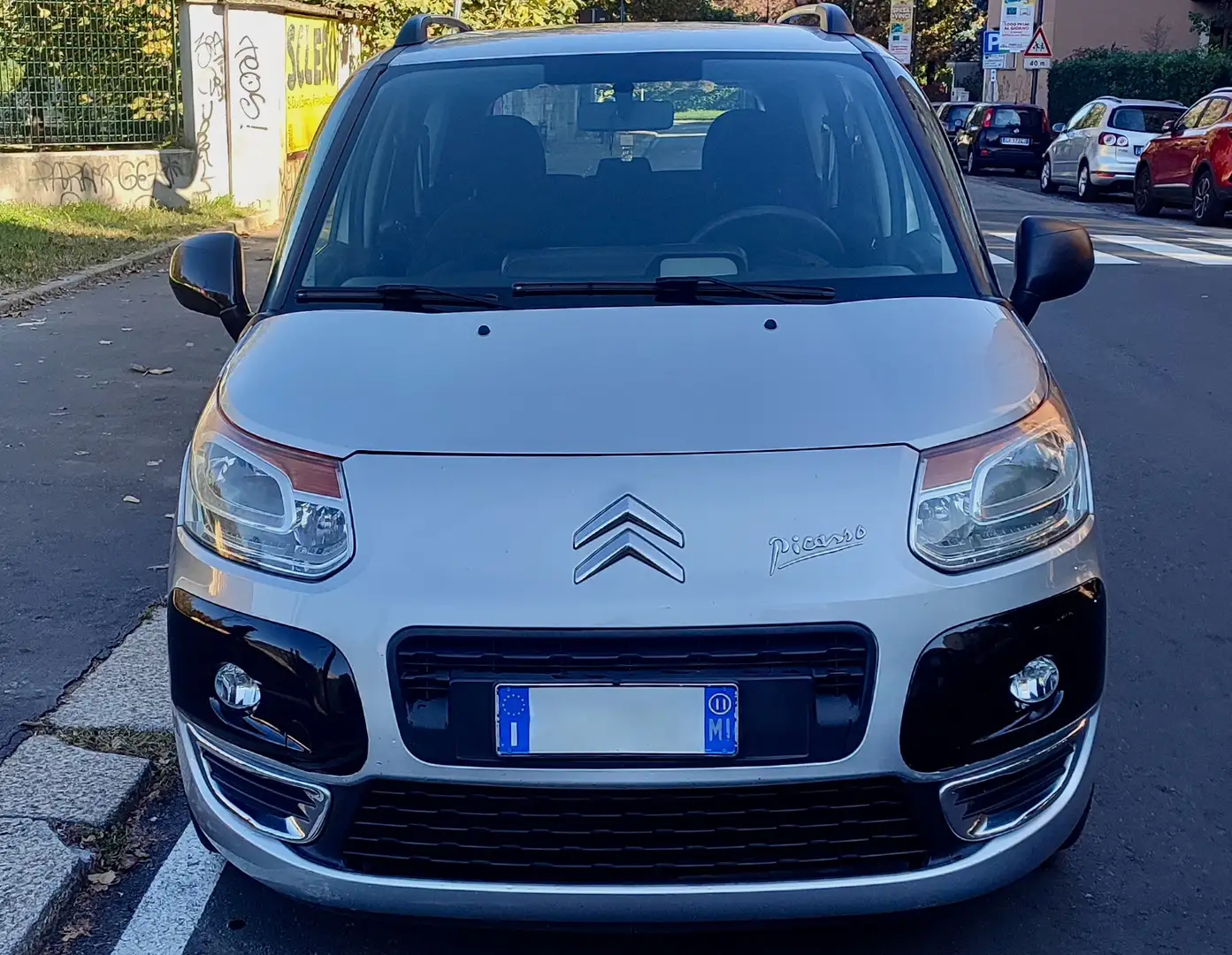 Citroen C3 Picasso 1.4 VTI + GPL Exclusive Style Argento - 2