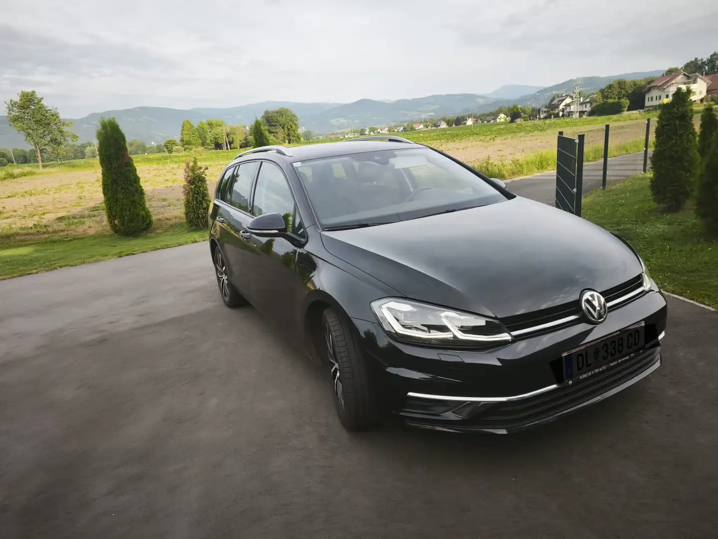 Volkswagen Golf Variant Golf Variant Comfortline 2,0 TDI DSG Comfortline Schwarz - 2