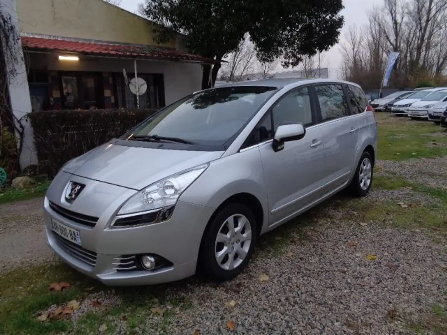 Peugeot 5008 1.6 HDI FAP PREMIUM PACK 5PL - 1
