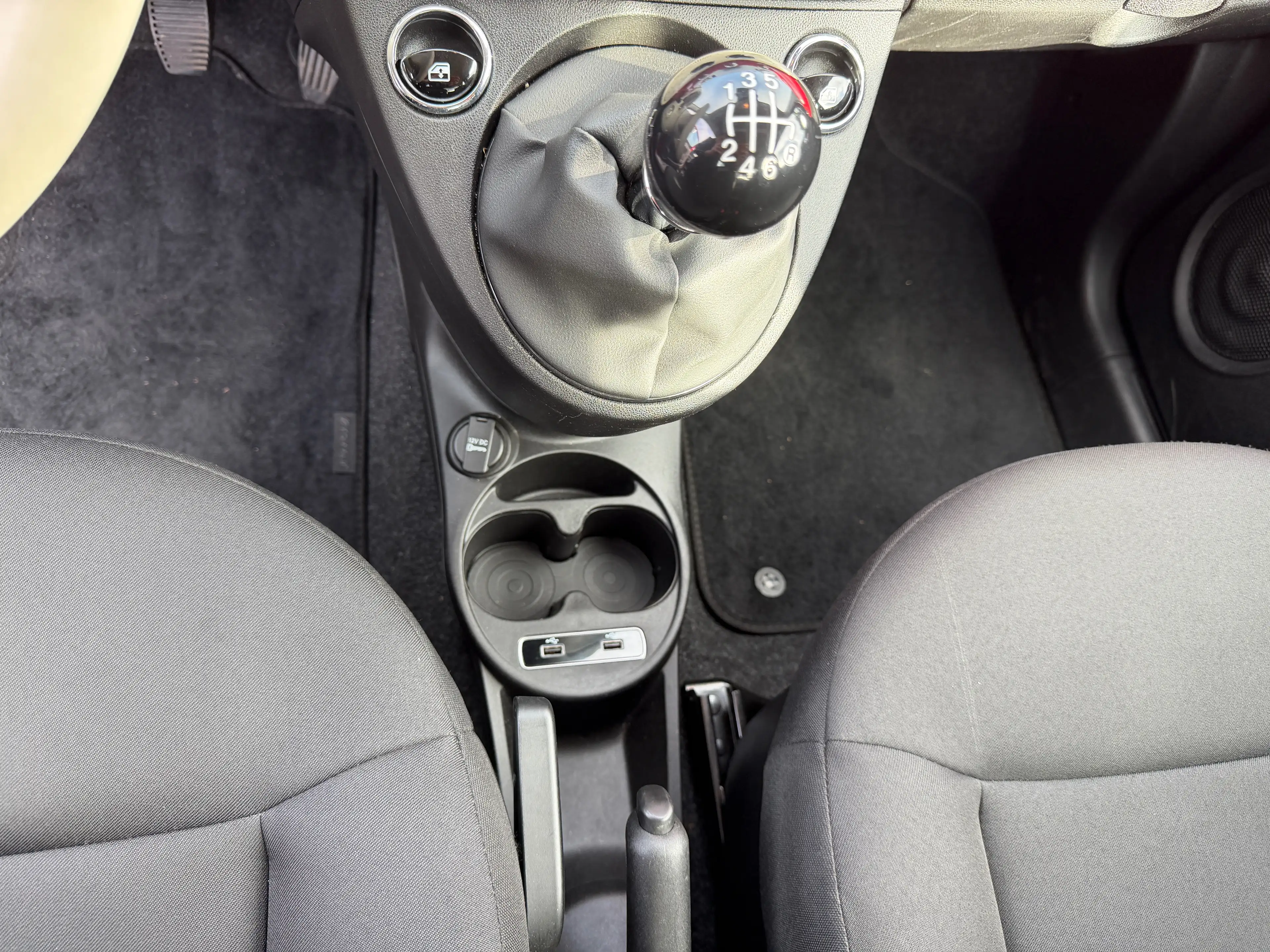 Fiat 500 Dolcevita Hybrid — photo 13