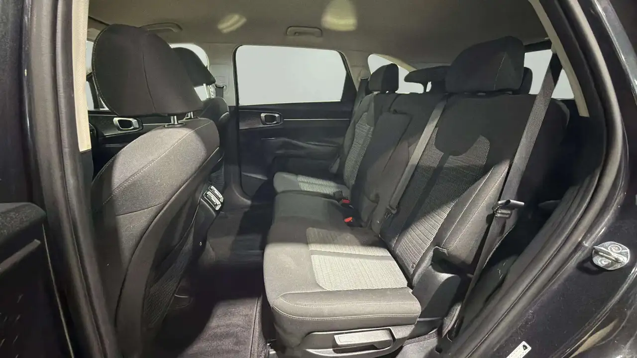 Kia Sorento снимка Kia Sorento