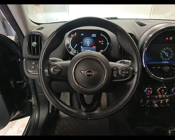 Mini Countryman view 15
