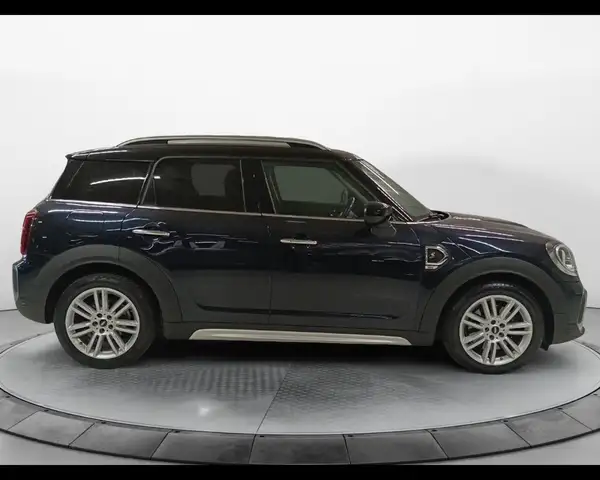 Mini Countryman view 5