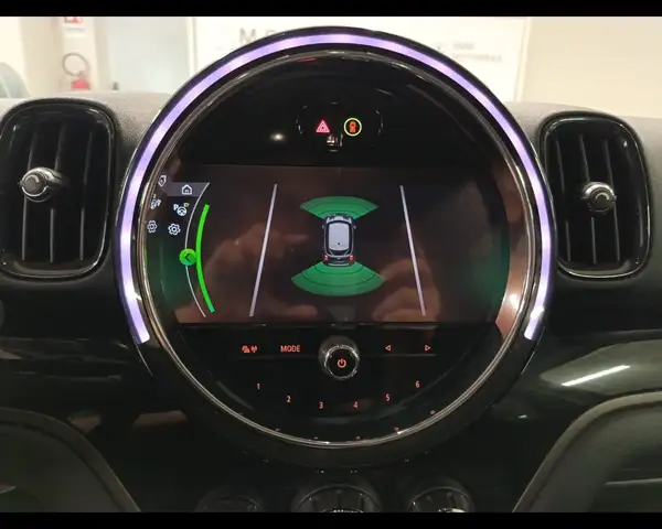 Mini Countryman view 19