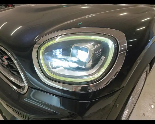 Mini Countryman view 11
