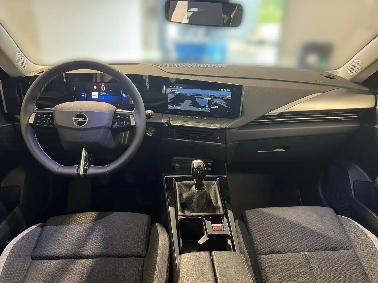 Opel Astra ST 1.2 Turbo 110PS Edition, миниатюра 11