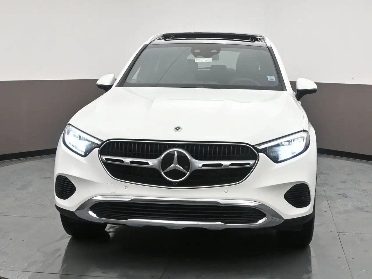 Mercedes-Benz GLC снимка Mercedes-Benz GLC