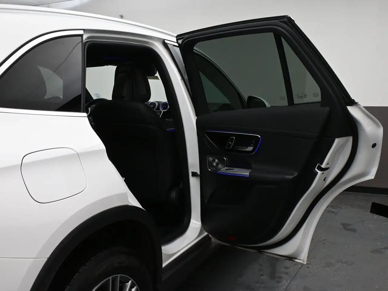 Mercedes-Benz GLC снимка Mercedes-Benz GLC