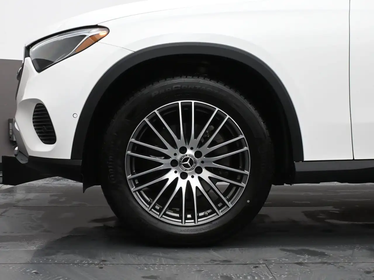 Mercedes-Benz GLC снимка Mercedes-Benz GLC