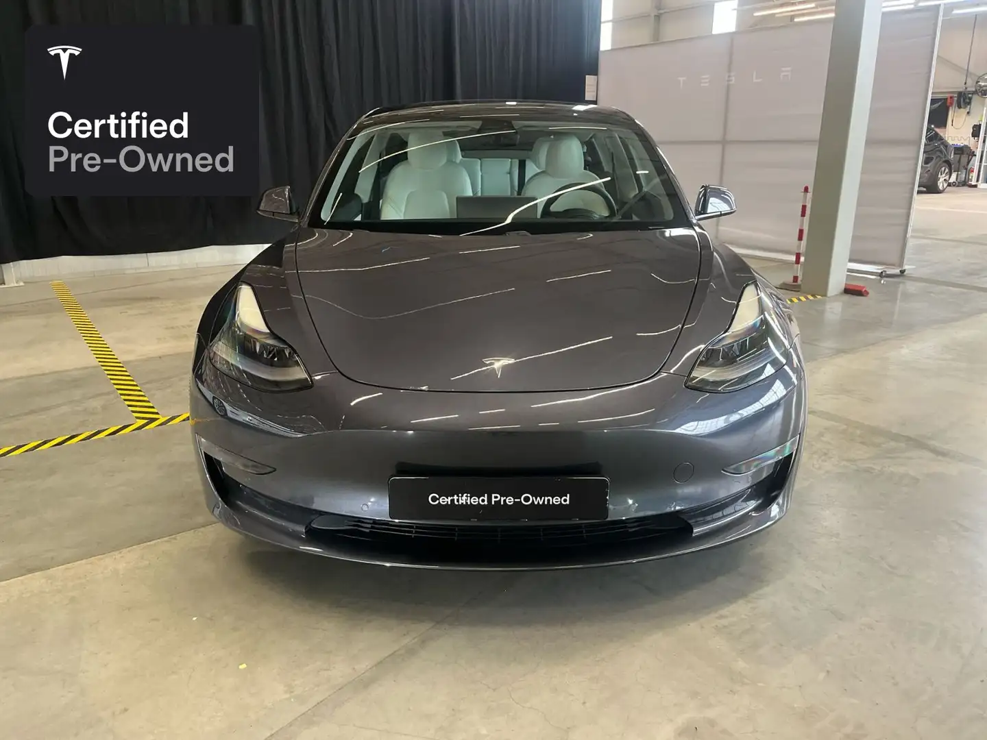 Tesla Model 3 Performance “Certified Pre-Owned” Zilver - 2