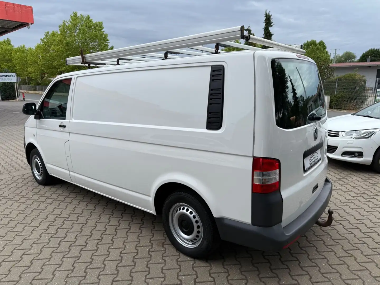 Volkswagen T5 Transporter Kasten-Kombi lang 4Motion AHK Weiß - 2