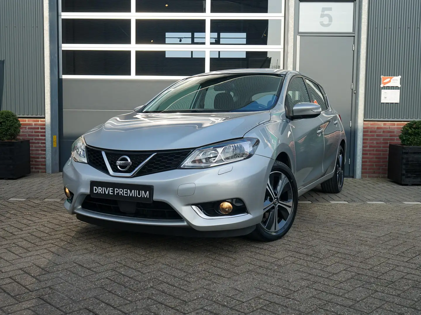 Nissan Pulsar 1.2 DIG-T Acenta Gris - 1