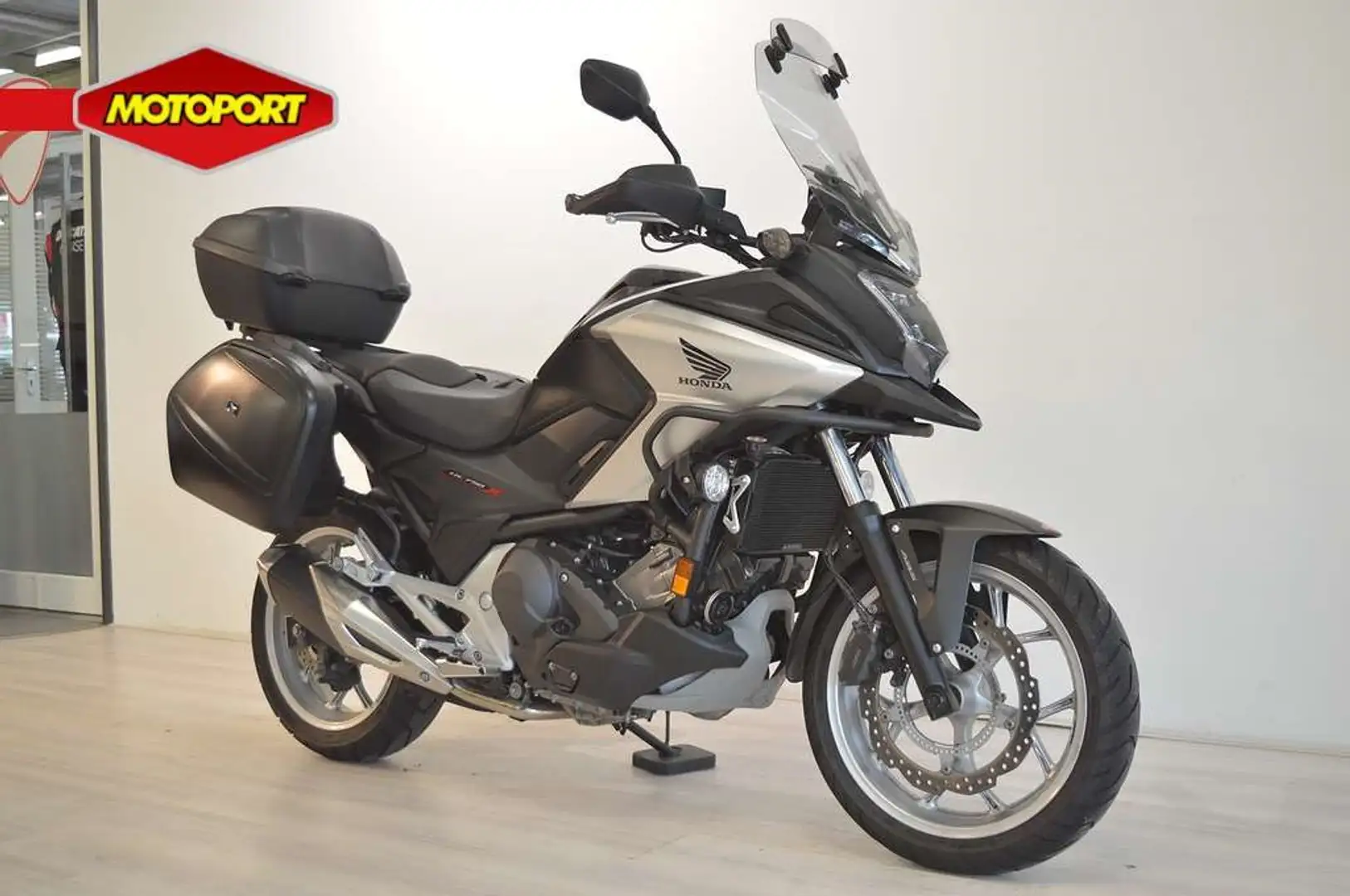 Honda NC 750 X DCT Zwart - 2