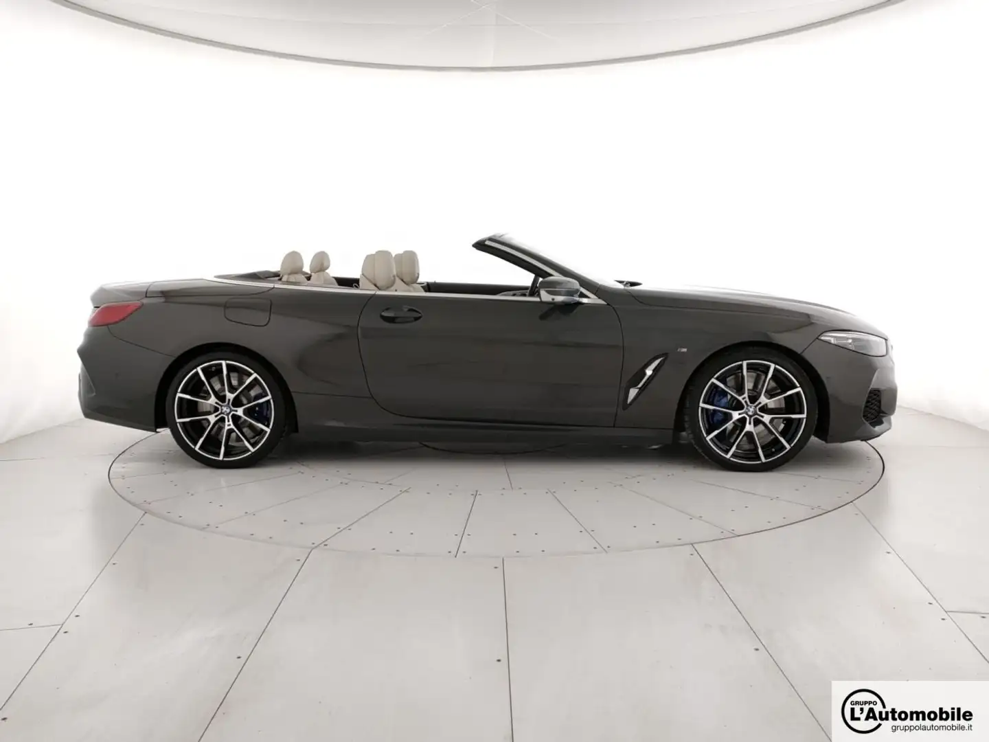 BMW 850 M 850i Cabrio xdrive auto siva - 2