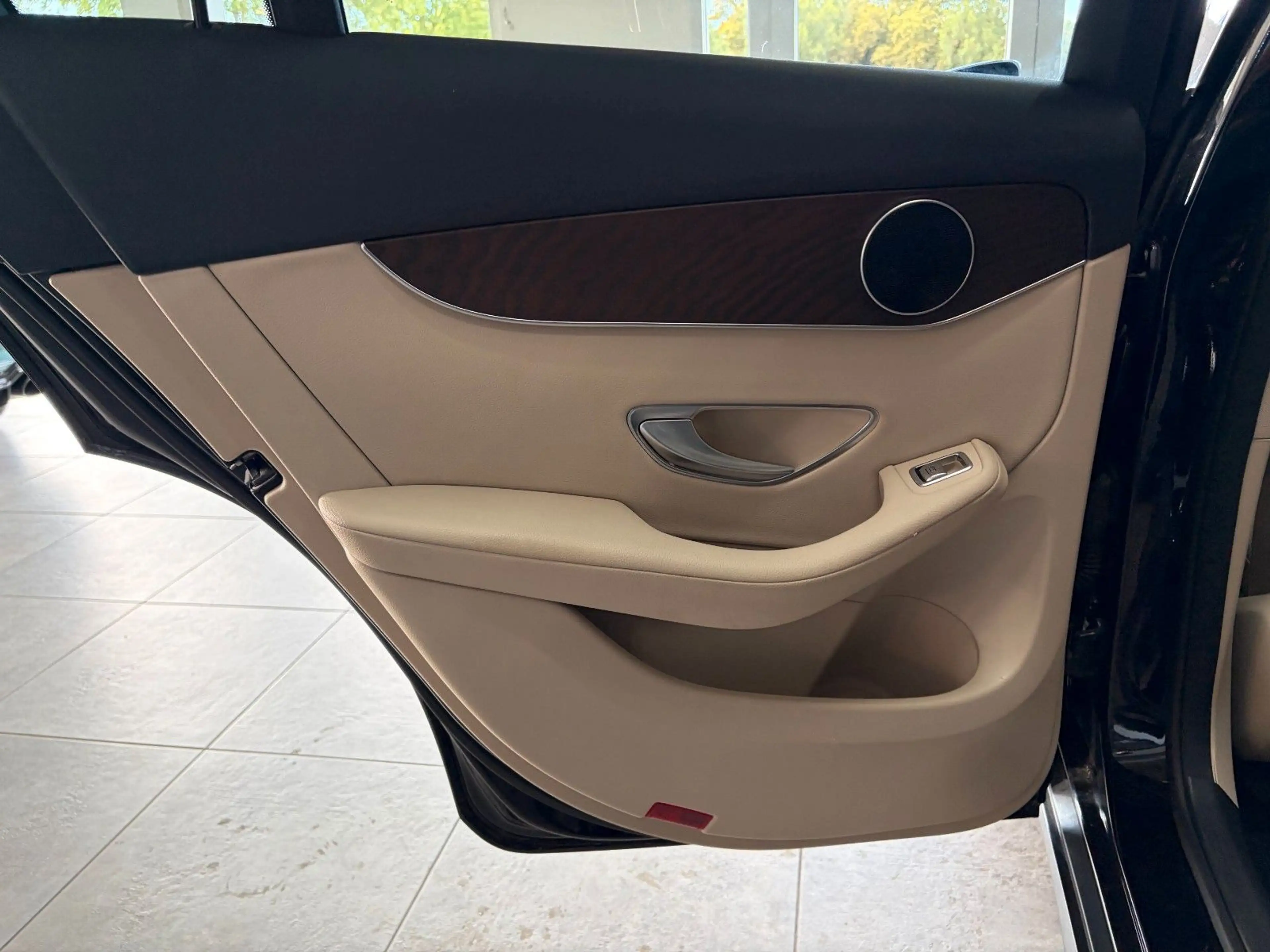 Mercedes-Benz GLC 250 GLC250*Exclusive*1Hand*Pano*AHK*Distro*Leder*ILS — photo 19