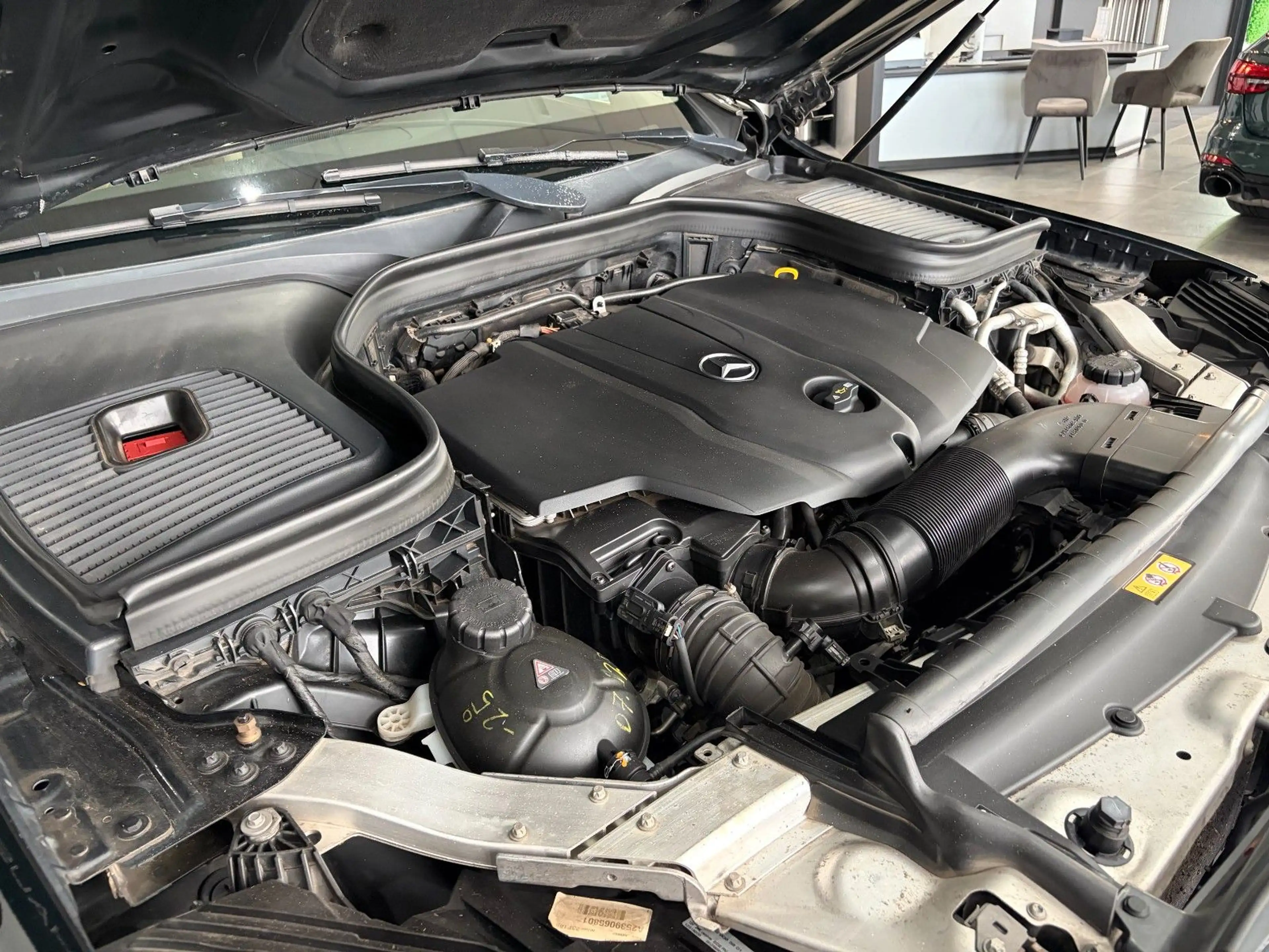 Mercedes-Benz GLC 250 GLC250*Exclusive*1Hand*Pano*AHK*Distro*Leder*ILS — photo 37