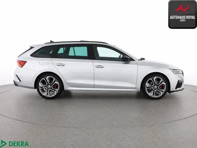 Skoda Octavia view 6