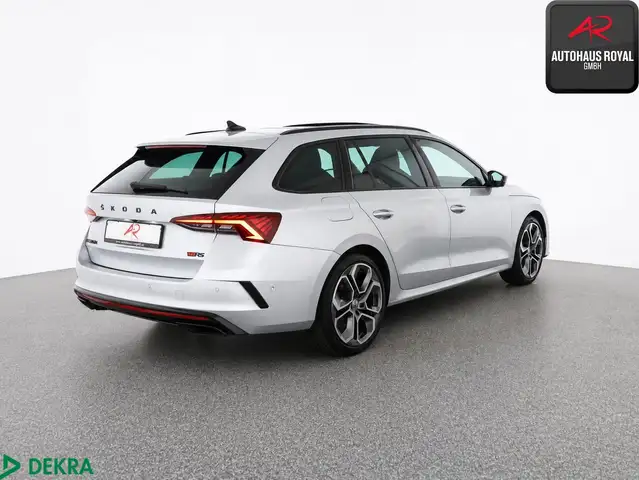 Skoda Octavia view 5