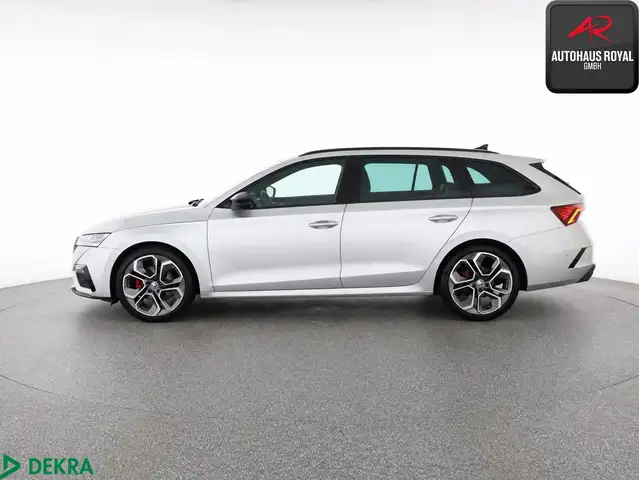 Skoda Octavia view 2