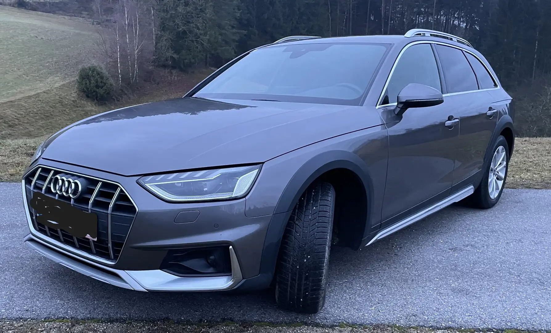 Audi A4 allroad A4 Allroad quattro 40 TDI quattro S-tronic Grau - 1