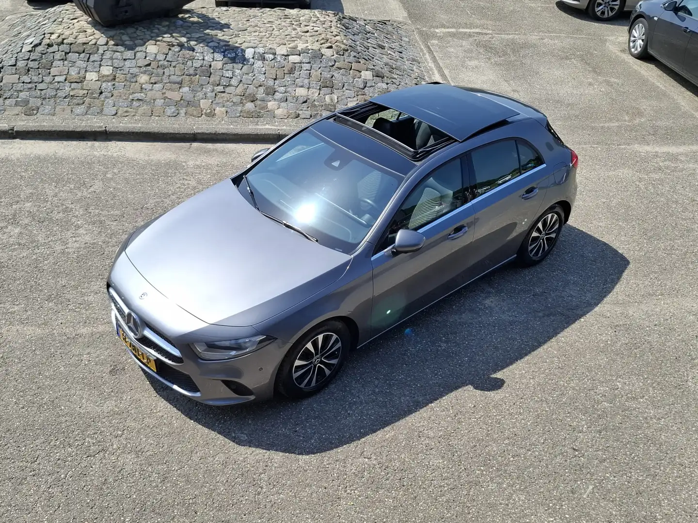 Mercedes-Benz A 180 PANO DAK WIDESCREEN 1e EIGENAAR CAMERA PARK ASSIST Grau - 2