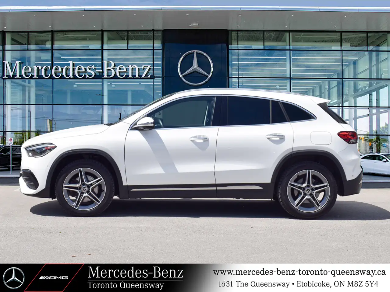 Mercedes-Benz GLA снимка Mercedes-Benz GLA