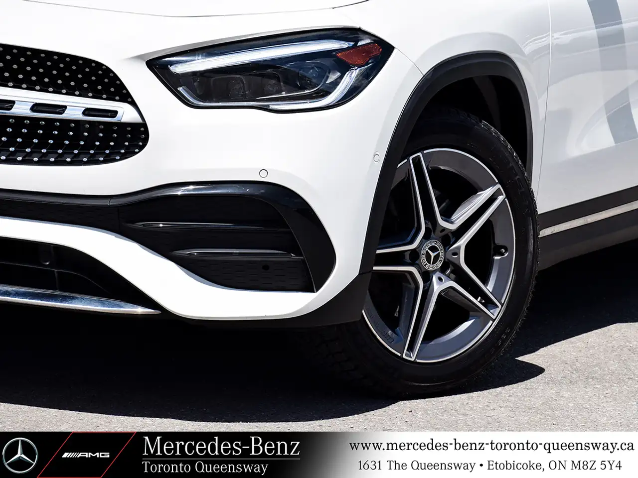 Mercedes-Benz GLA снимка Mercedes-Benz GLA