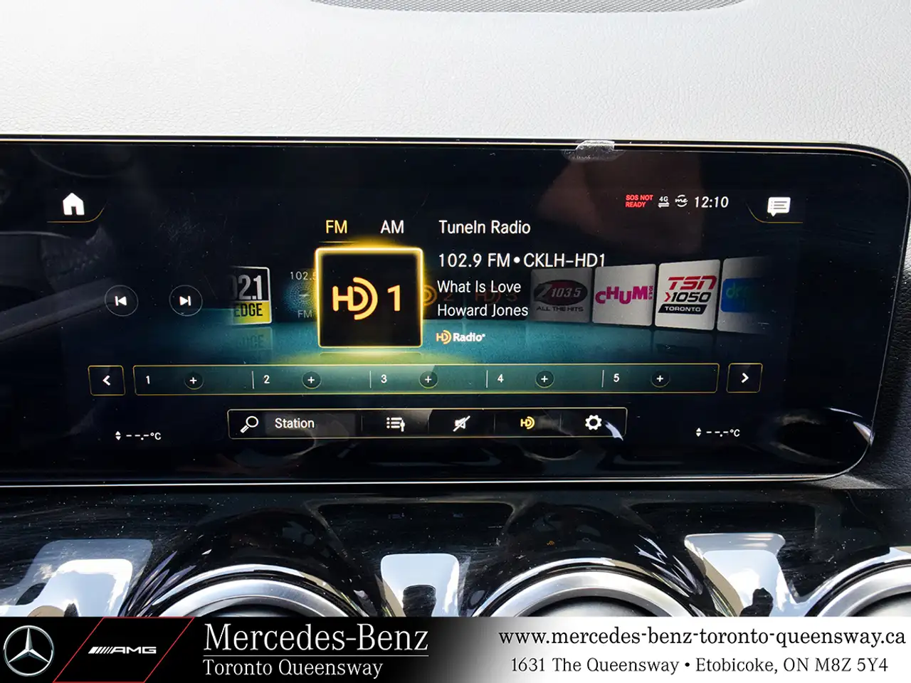 Mercedes-Benz GLA снимка Mercedes-Benz GLA