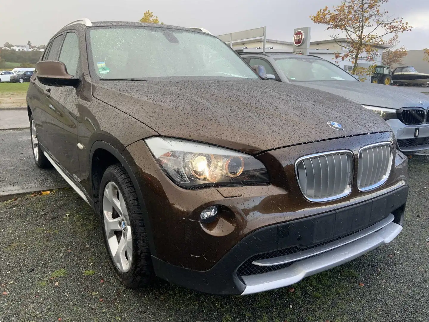 BMW X1 28 i xDrive **PANO/XENON/CAM** Brun - 2