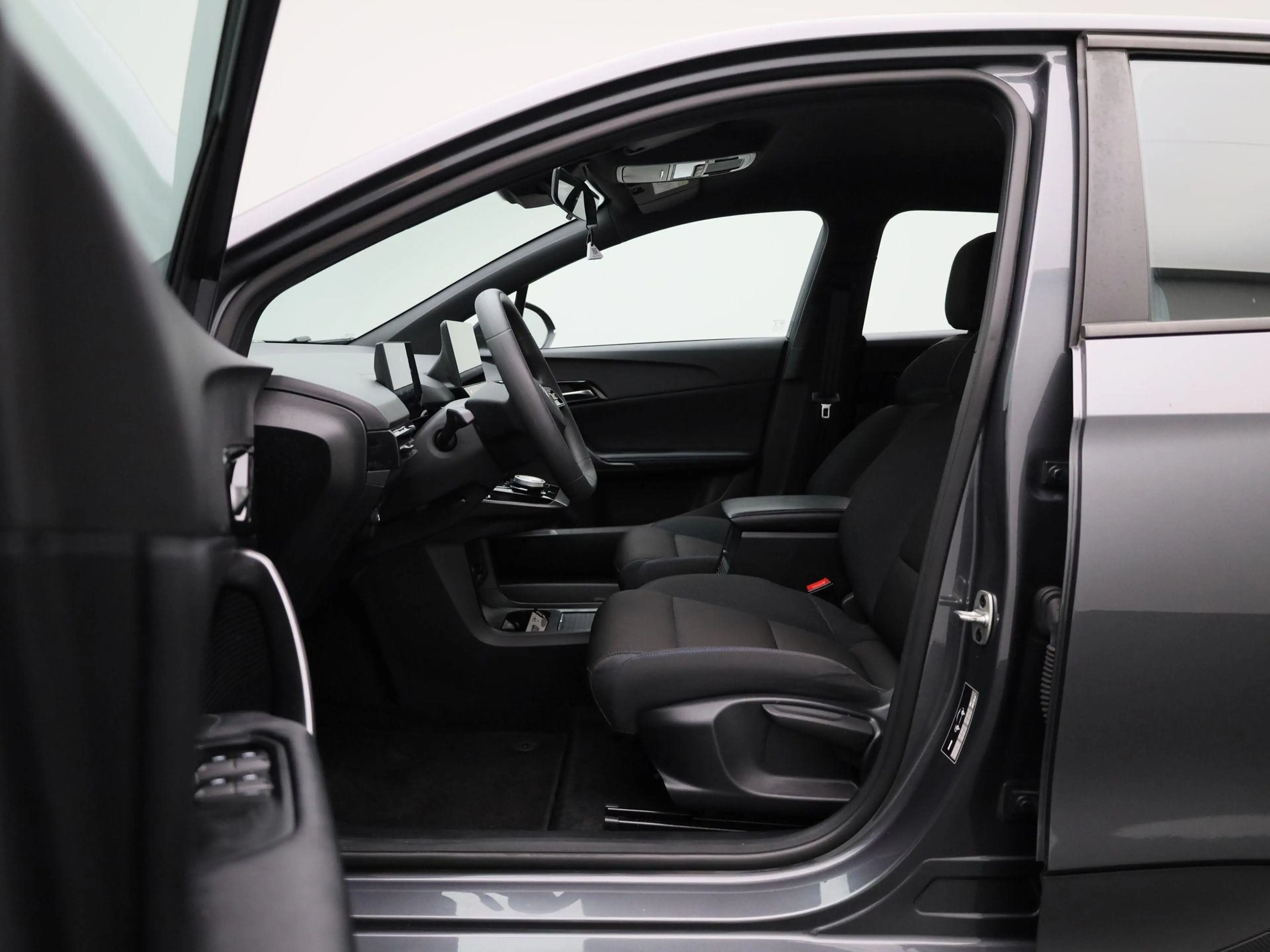 MG MG4 Standard 51 kWh | Apple Carplay/Android Auto | Led — photo 9