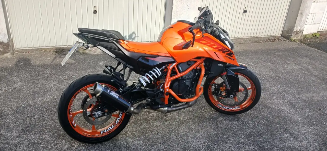 KTM 390 Duke