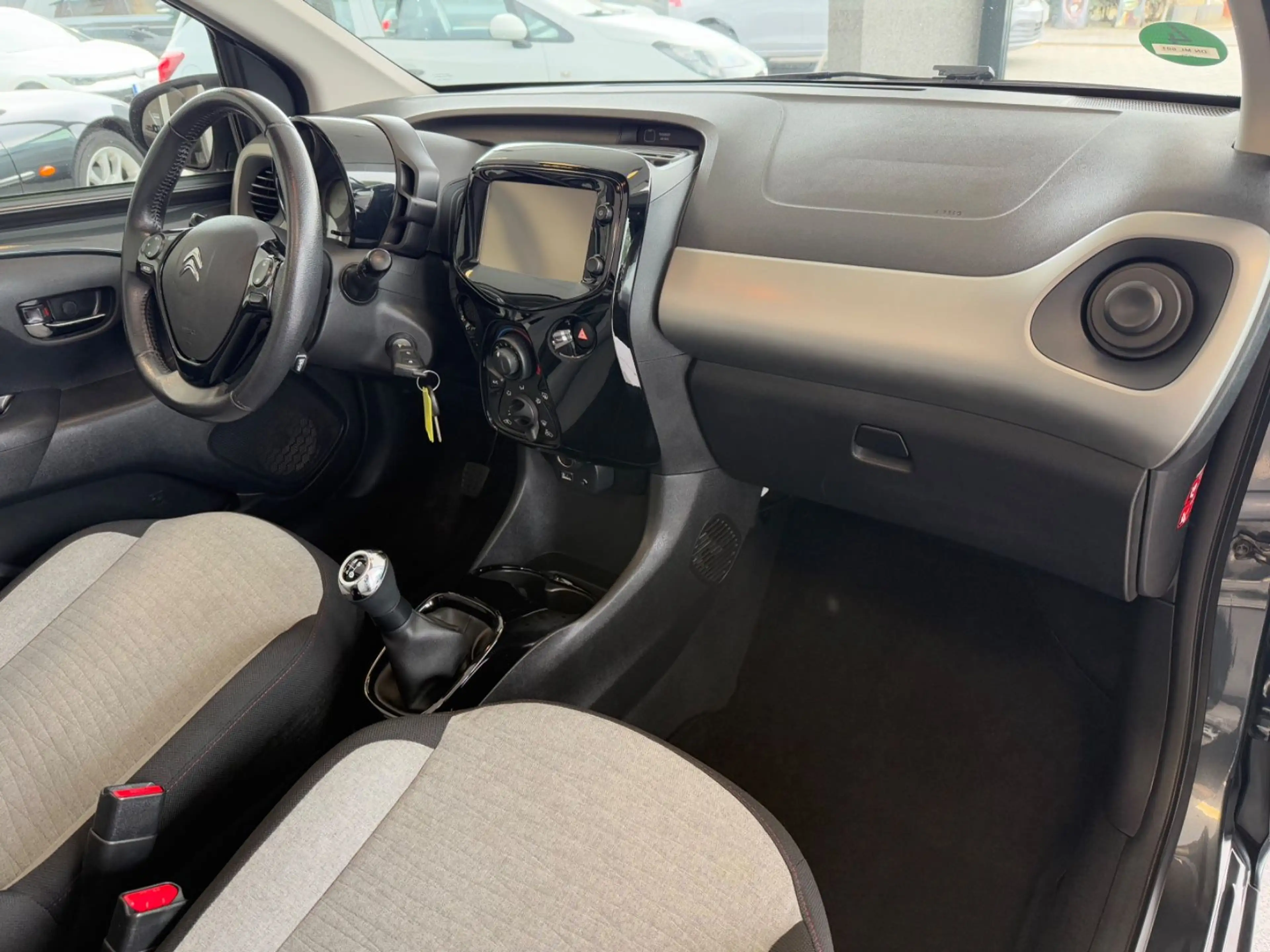 Citroen C1 Airscape Shine Klima Faltdach Kamera BT-Audio — photo 14