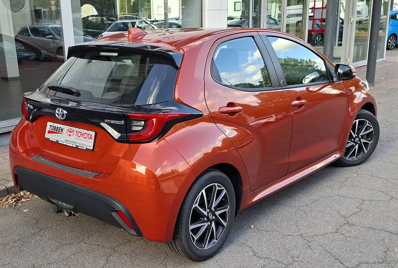Toyota Yaris Hybrid Team D + Safety P.+ Comfort P.+ AHK, миниатюра 6