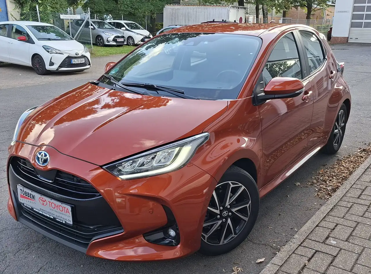 Toyota Yaris Hybrid Team D + Safety P.+ Comfort P.+ AHK, миниатюра 2