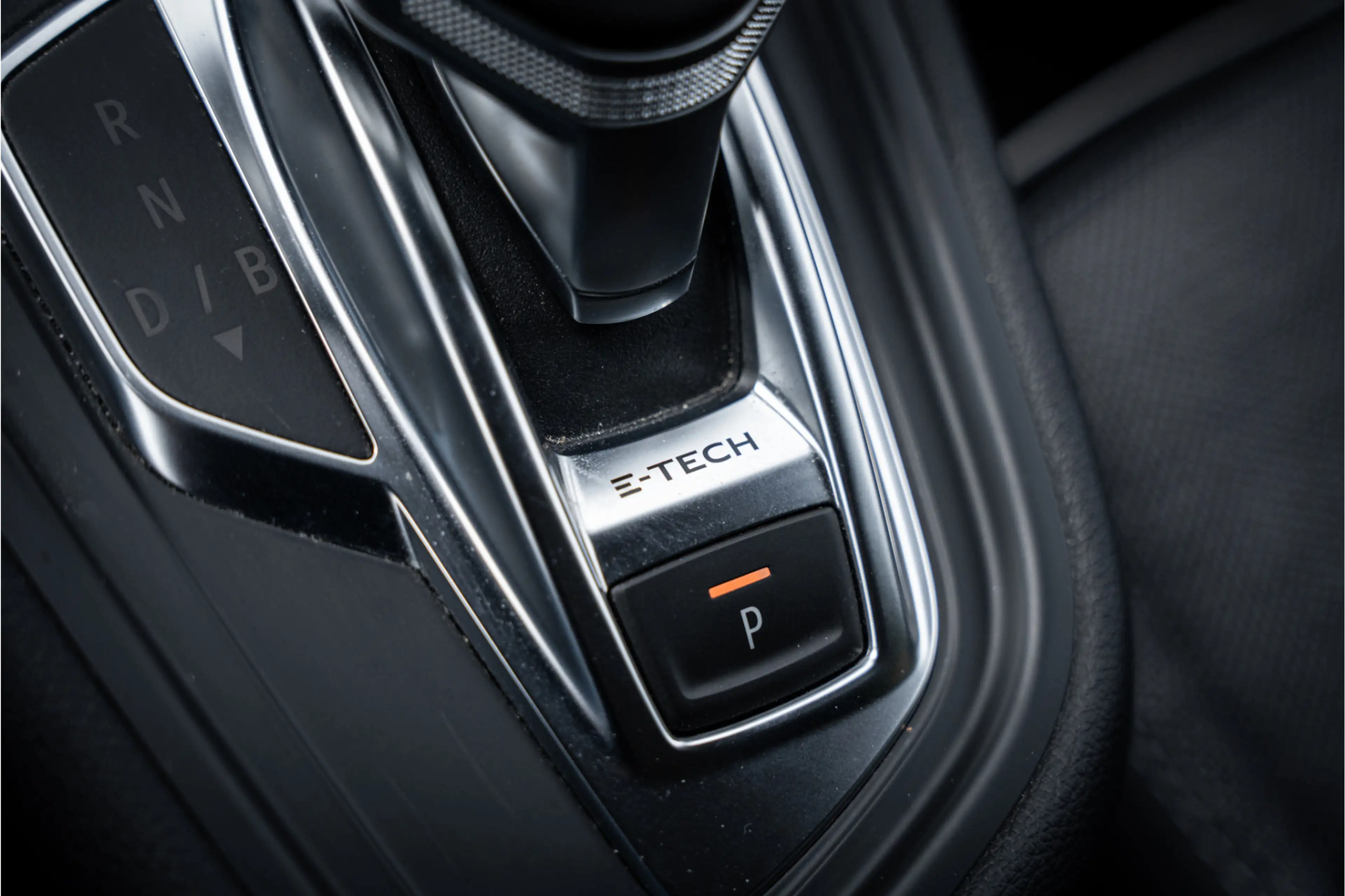 Renault Captur 1.6 E-Tech Plug-in Hybrid 160 Intens ** Trekhaak * — photo 46