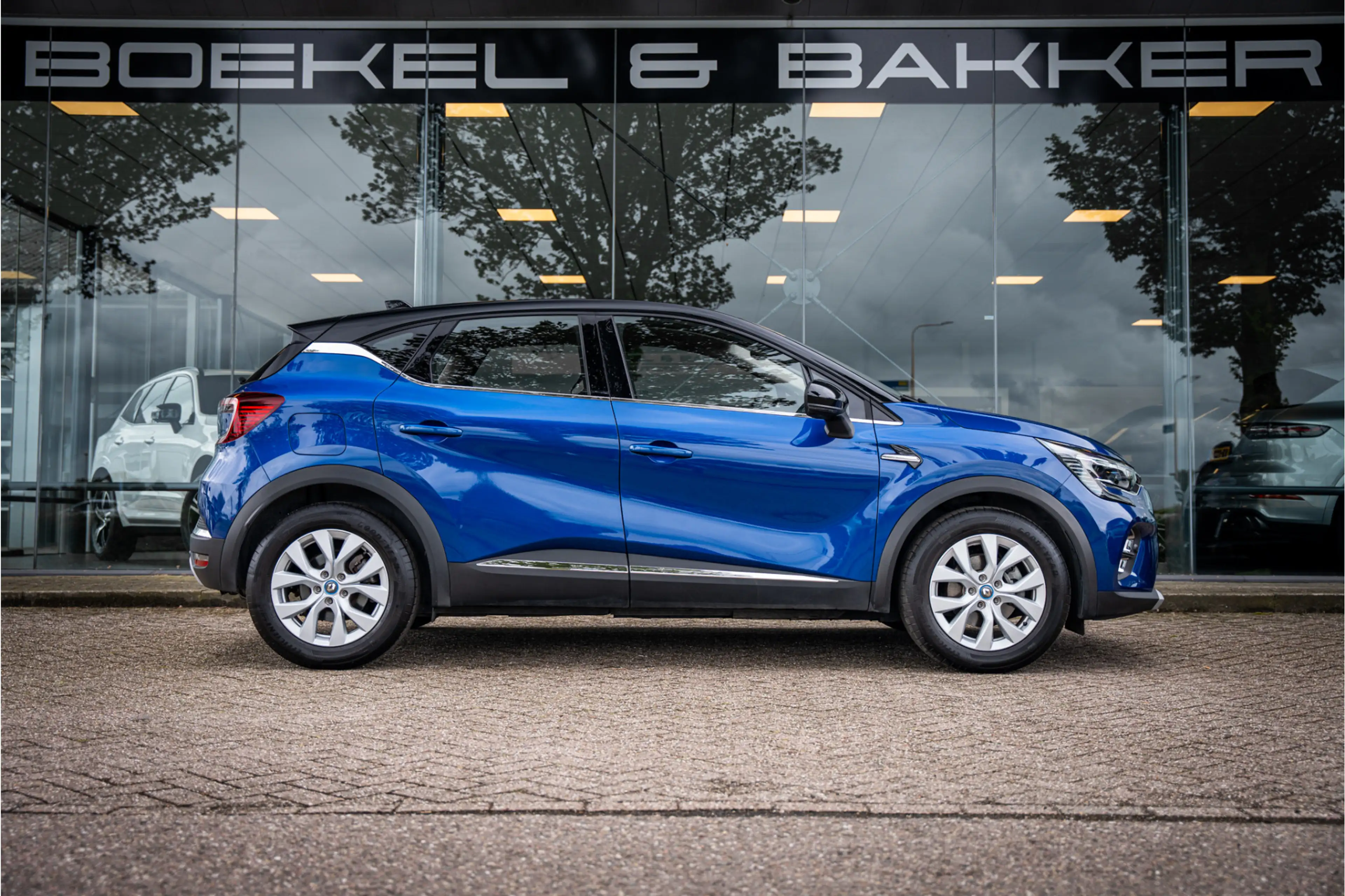 Renault Captur 1.6 E-Tech Plug-in Hybrid 160 Intens ** Trekhaak * — photo 31