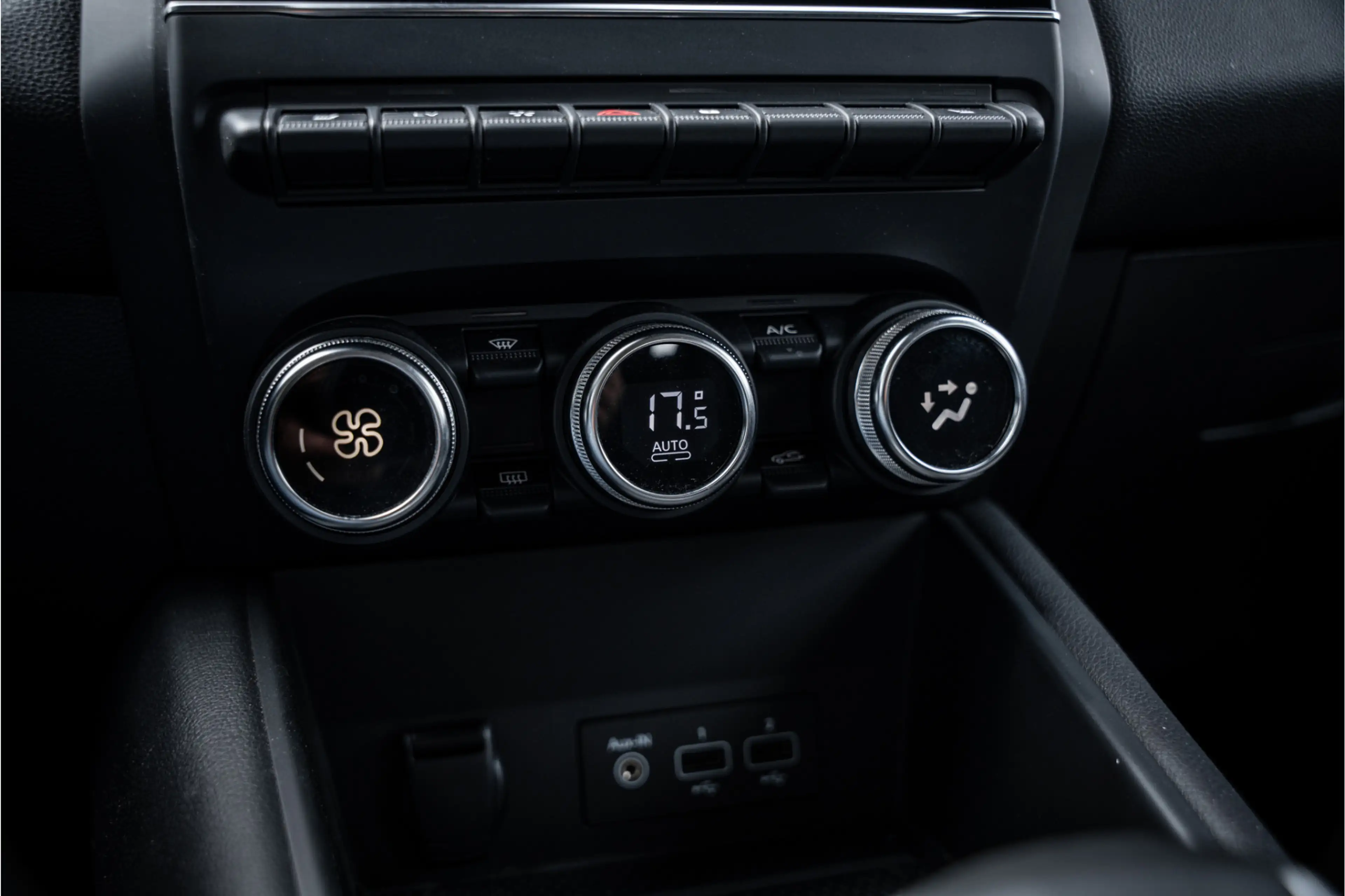 Renault Captur 1.6 E-Tech Plug-in Hybrid 160 Intens ** Trekhaak * — photo 43