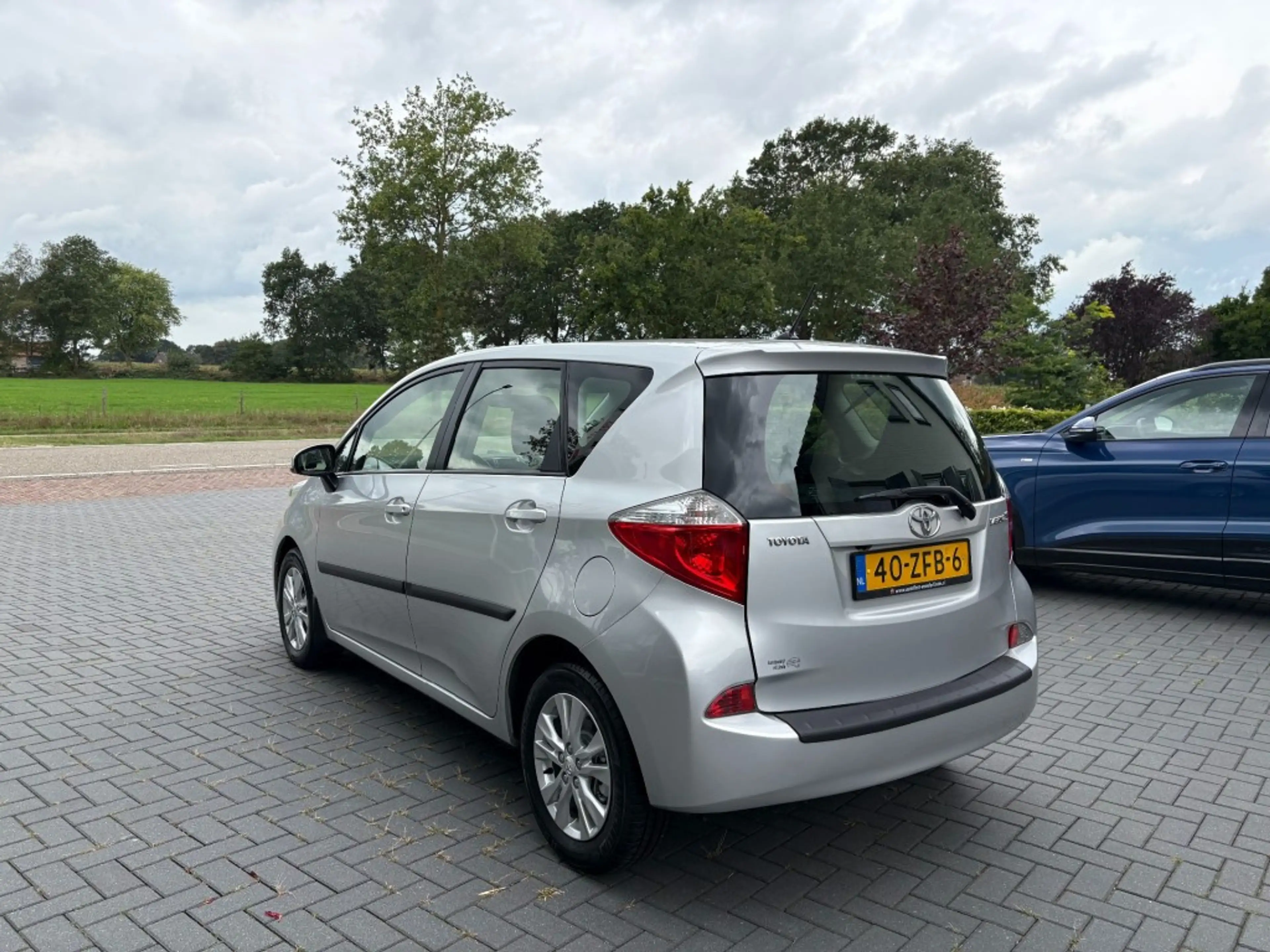 Toyota Verso-S 1.3 VVT-i Aspiration, Automaat, Airco, All-in prij — photo 5
