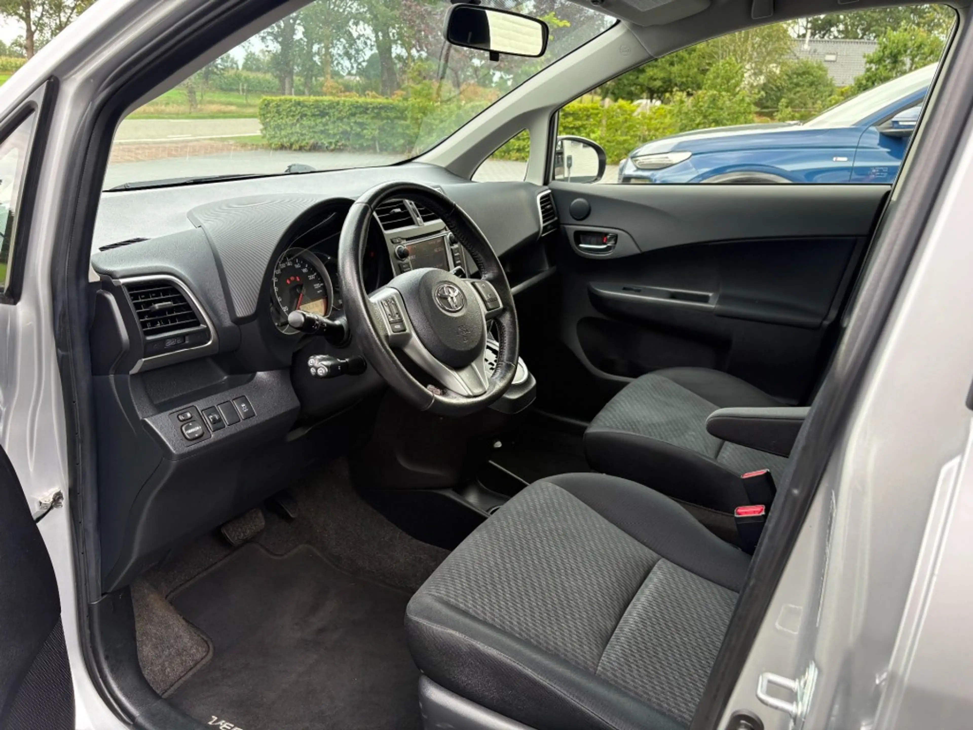 Toyota Verso-S 1.3 VVT-i Aspiration, Automaat, Airco, All-in prij — photo 17