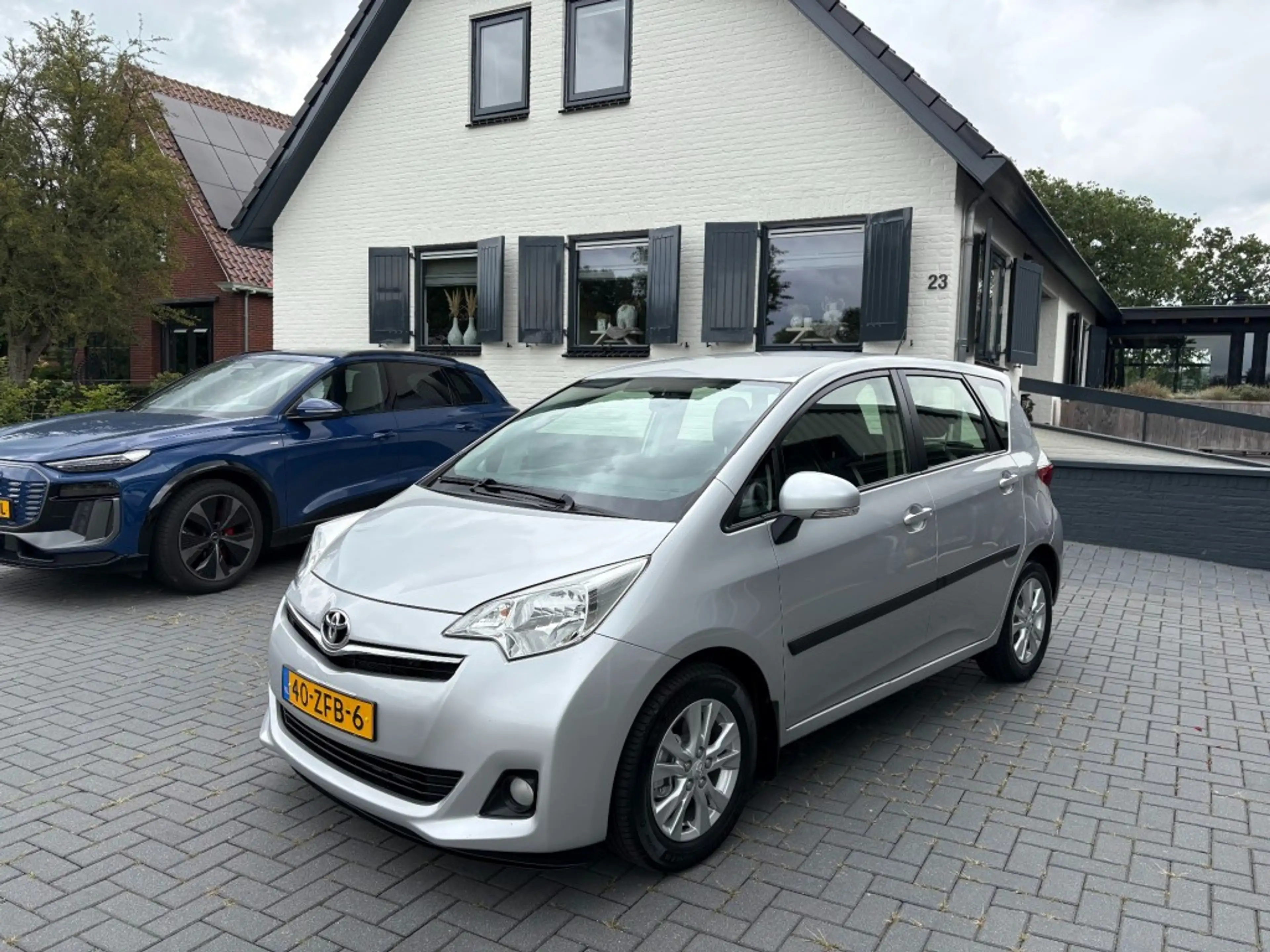 Toyota Verso-S 1.3 VVT-i Aspiration, Automaat, Airco, All-in prij — photo 7