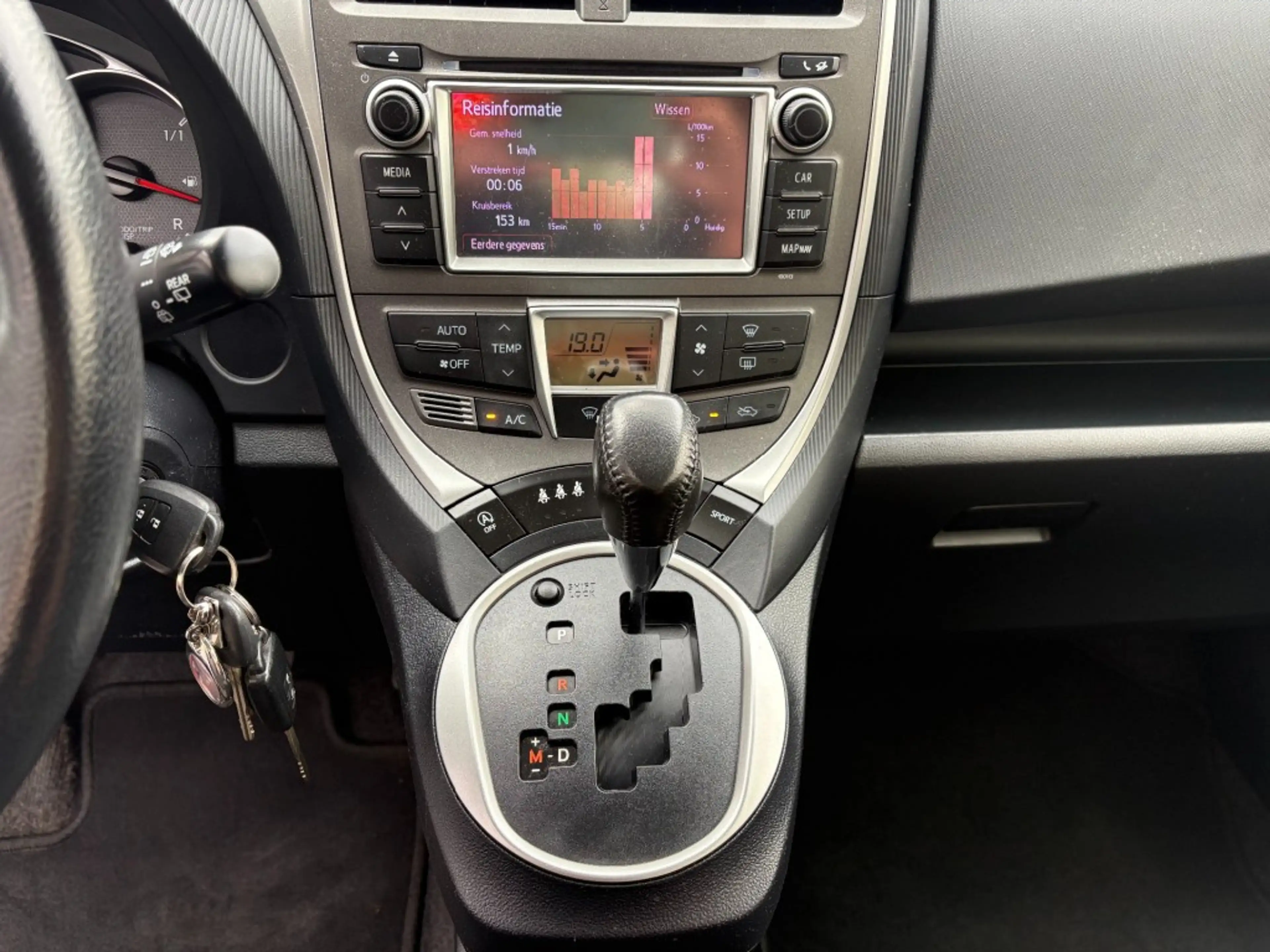 Toyota Verso-S 1.3 VVT-i Aspiration, Automaat, Airco, All-in prij — photo 22