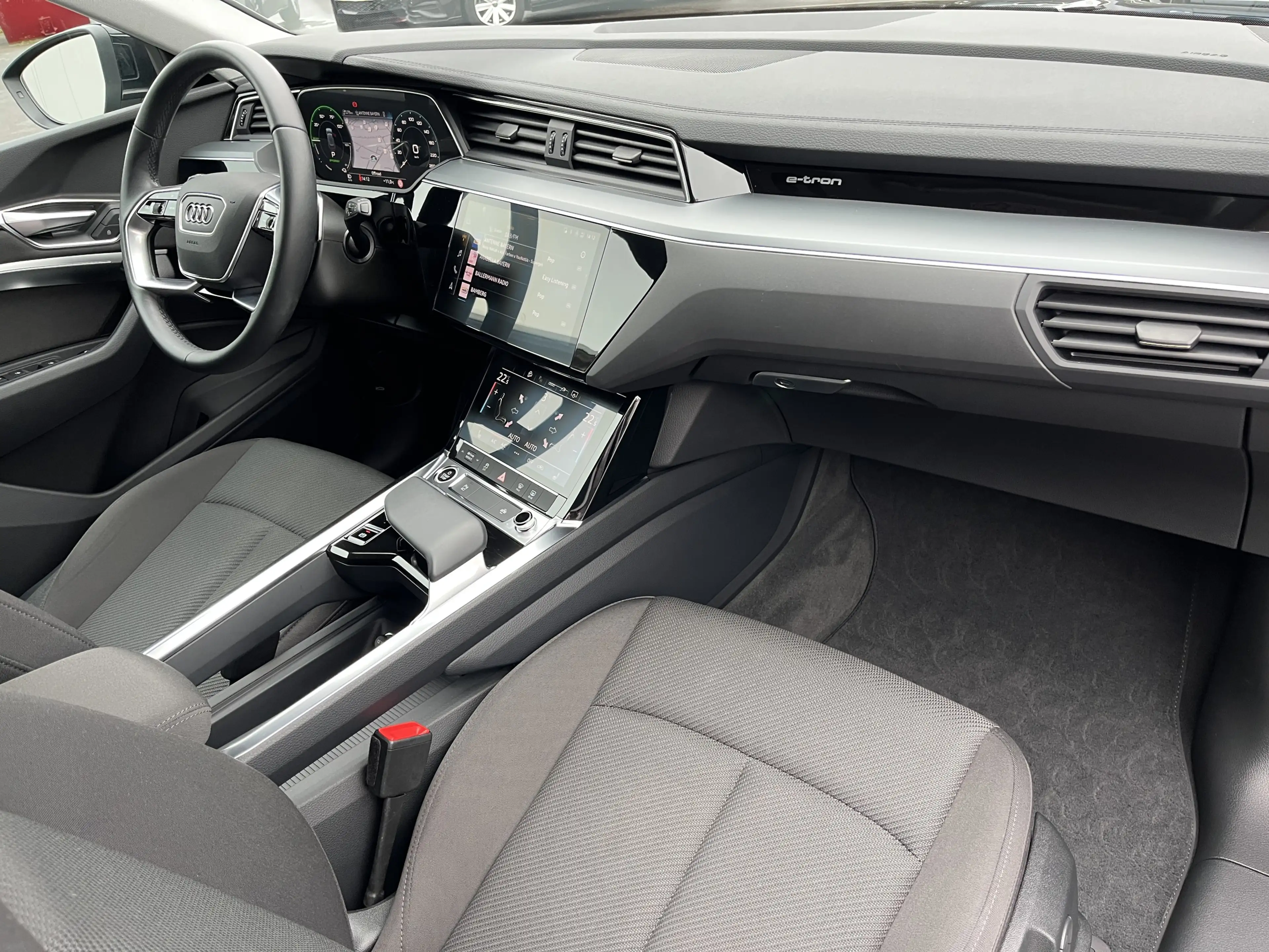 Audi e-tron S-Line 158€ m.20% Anz. 20 AHK Matrix Kamera 4xSH — photo 11
