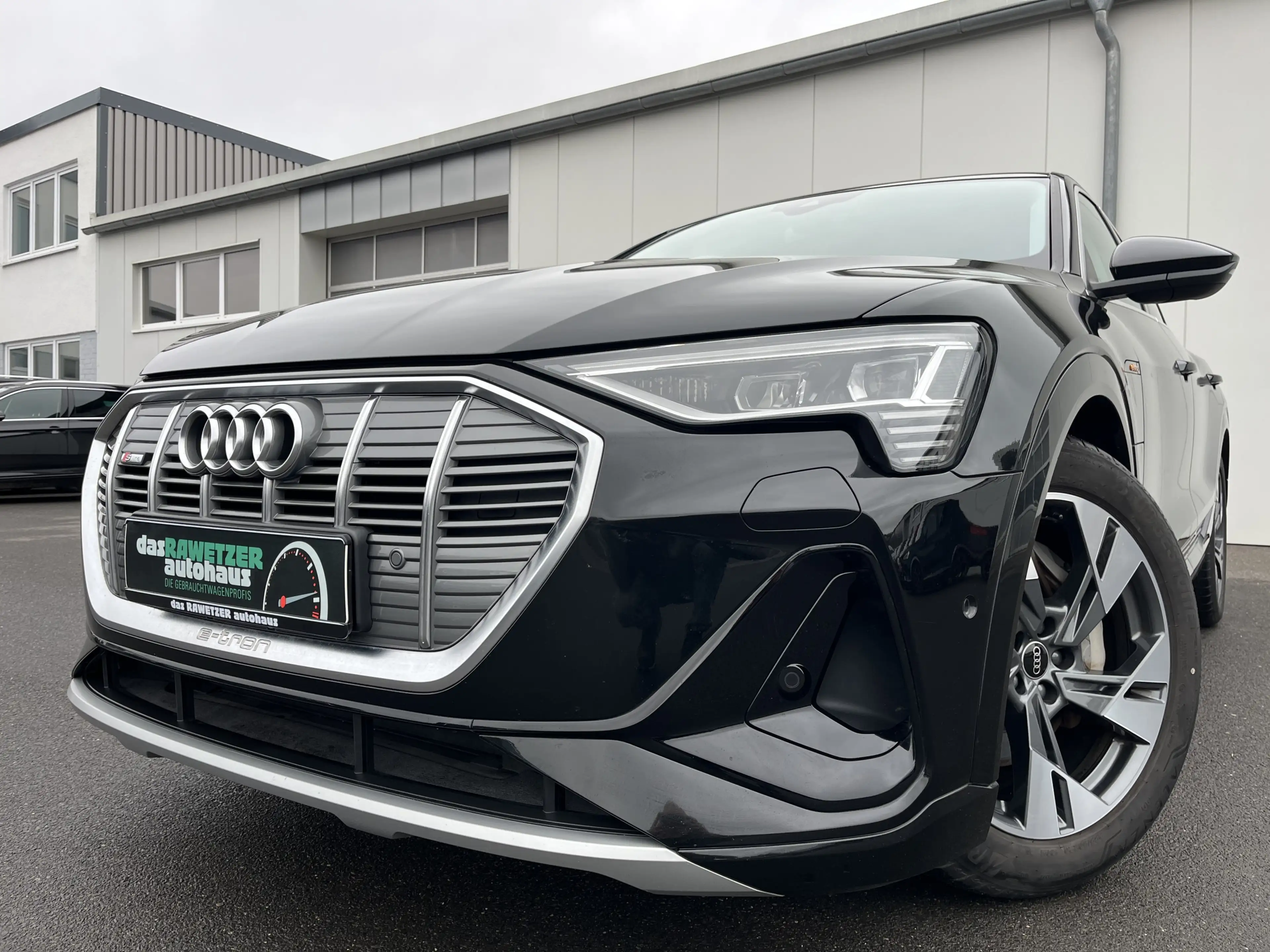 Audi e-tron S-Line 158€ m.20% Anz. 20 AHK Matrix Kamera 4xSH