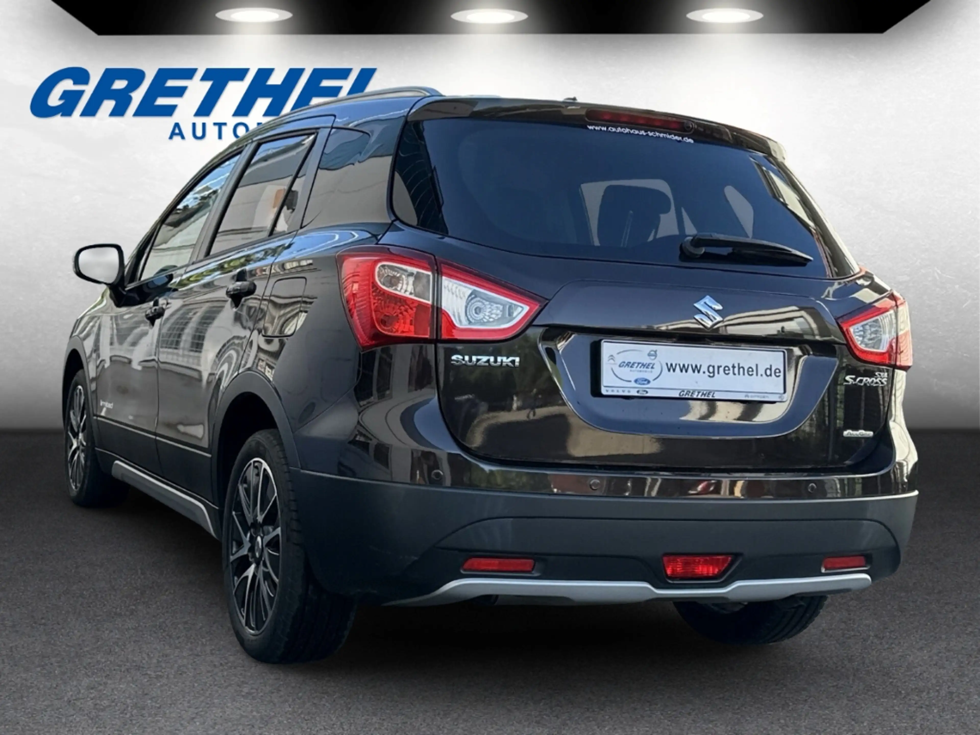 Suzuki SX4 Comfort 4x4 LED Mehrzonenklima DAB SHZ Keyless Rüc — photo 3